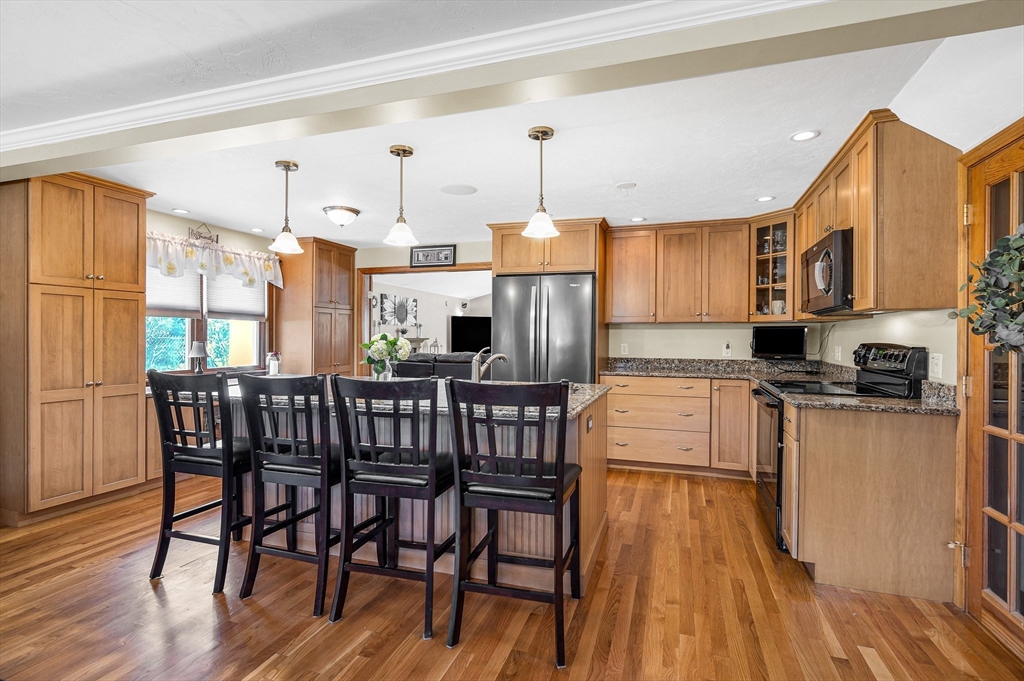 6 Surrey Rd