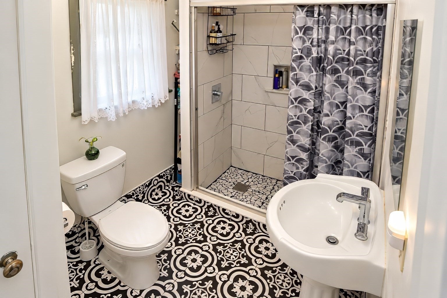 126 Whittier Avenue, Providence, RI Photo #8