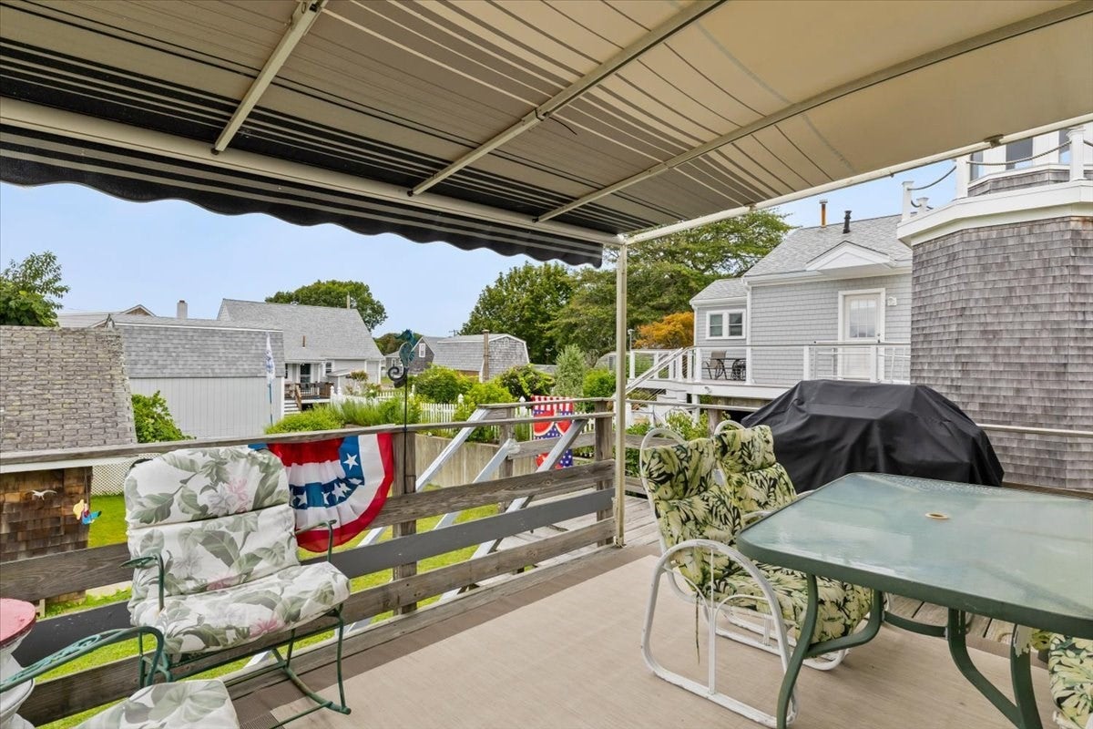 21 Channel St, Mattapoisett, MA Photo #38