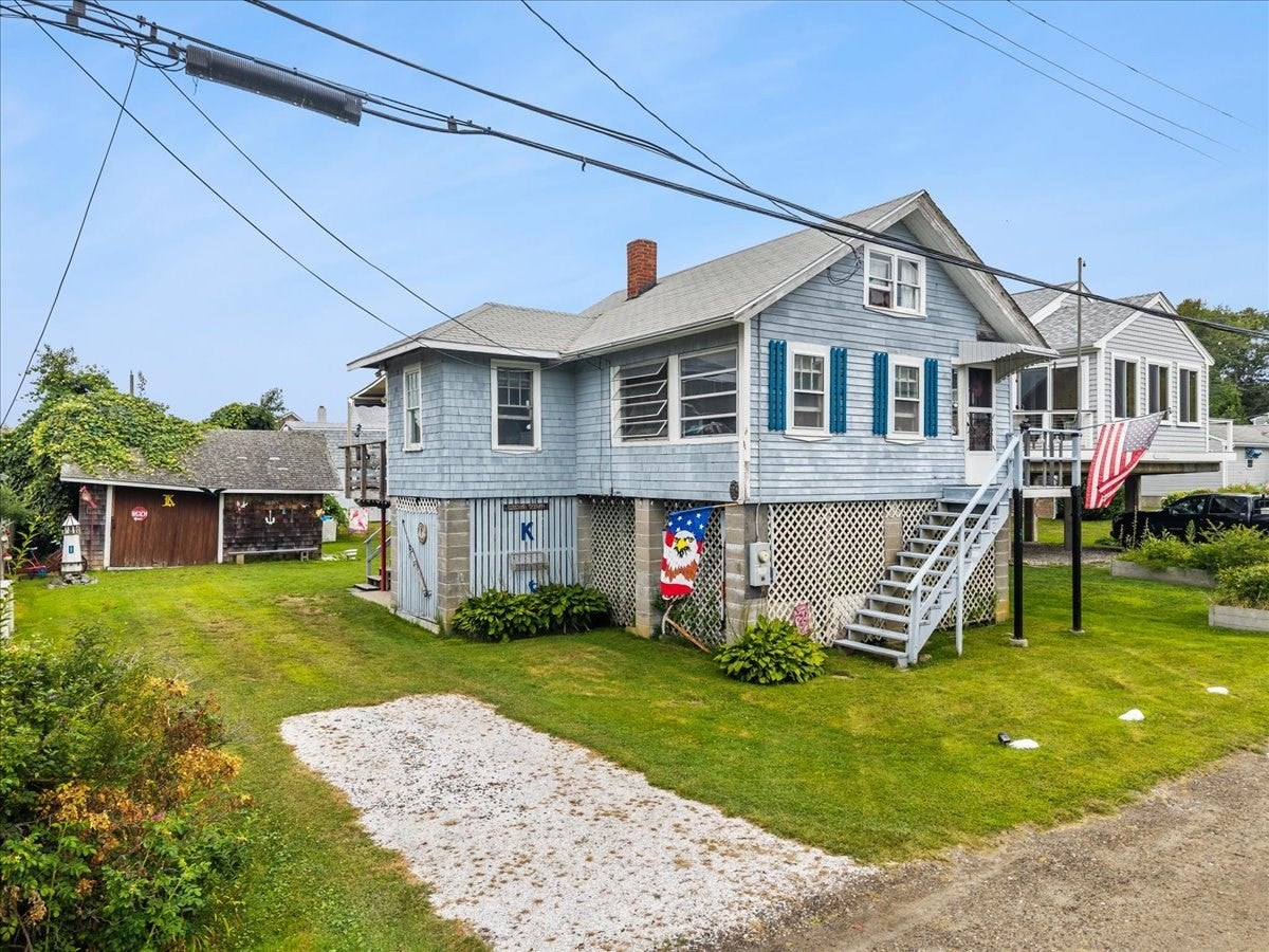 21 Channel St, Mattapoisett, MA Photo #4