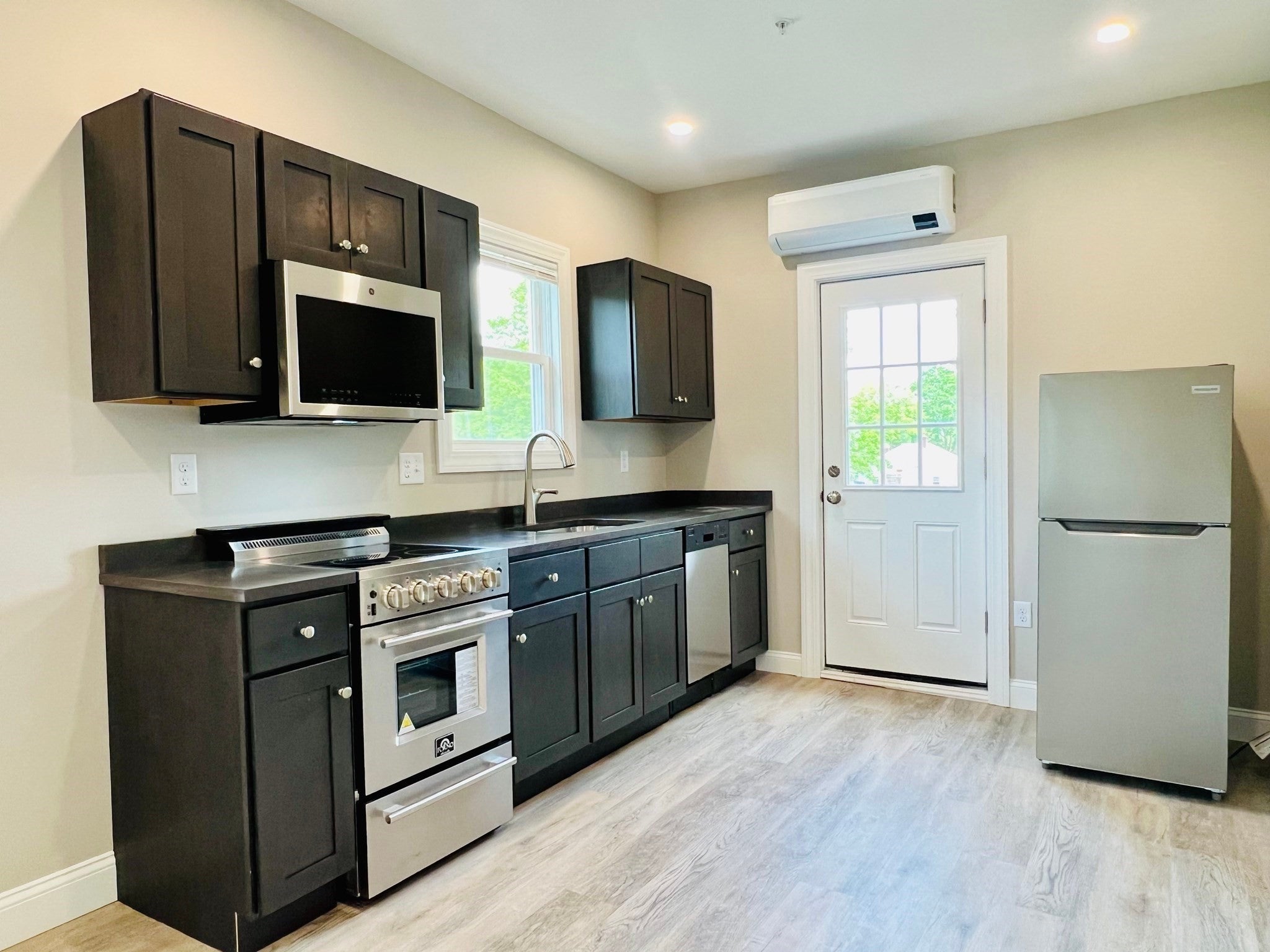 58-60 Mineral Street #58 C, Reading, MA Photo #12