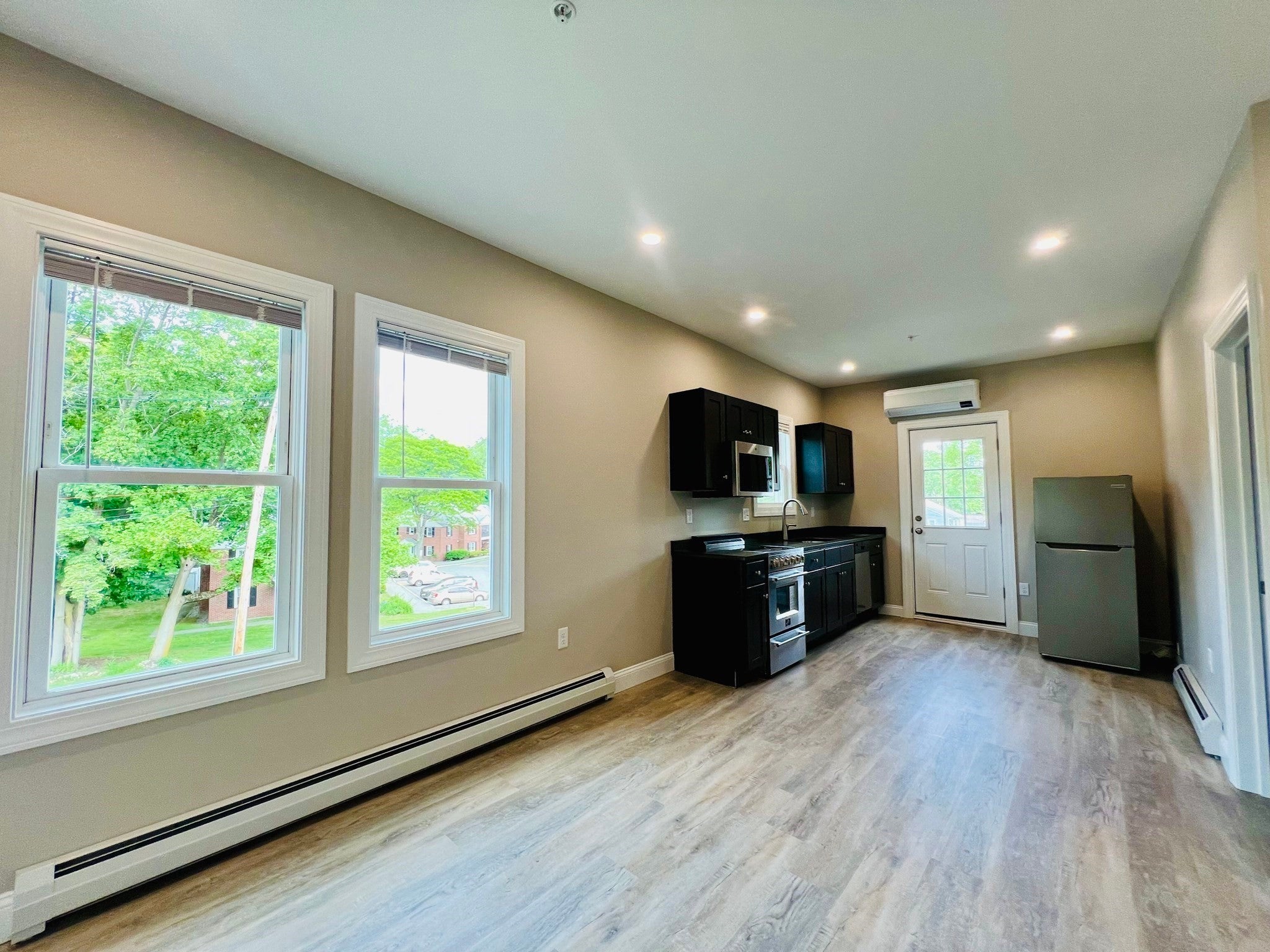 58-60 Mineral Street #58 C, Reading, MA Photo #4