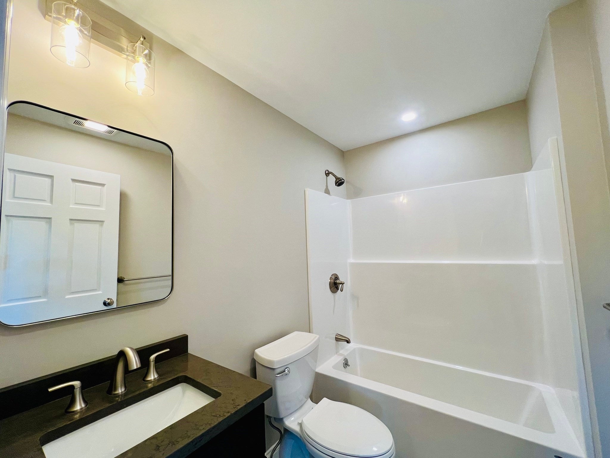 58-60 Mineral Street #58 C, Reading, MA Photo #17