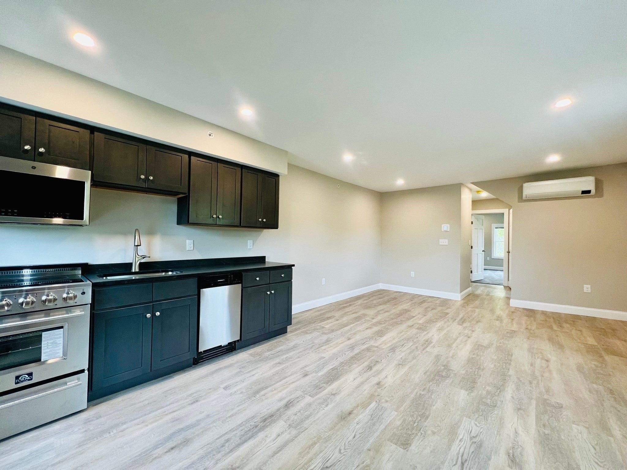 58-60 Mineral Street #58 C, Reading, MA Photo #11