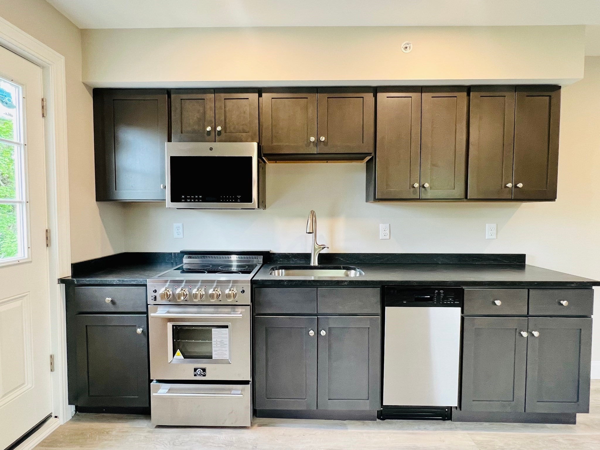 Photo of 58-60 Mineral Street, Reading, MA