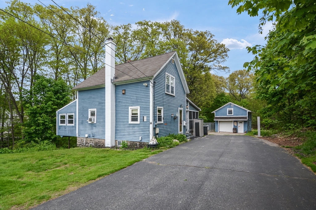14 Mill St