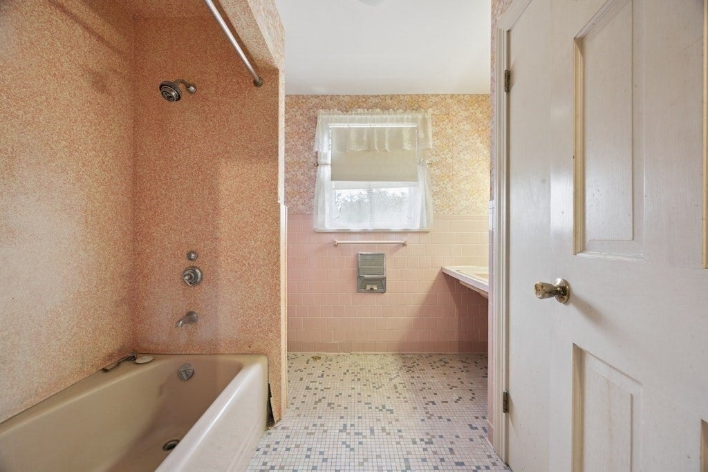95 Shrewsbury Street, West Boylston, MA, 95 Shrewsbury Street, West Boylston, MA Photo #23