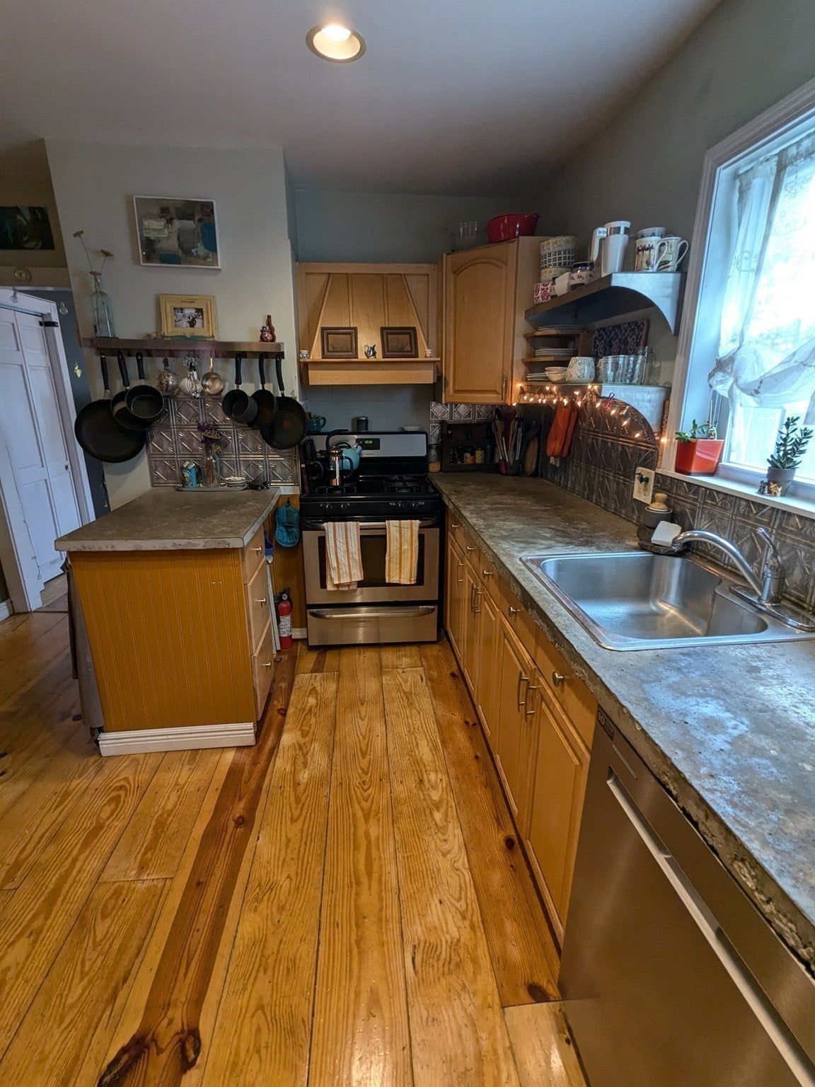 18 Burnside Street #N/A, Salem, MA Photo #5
