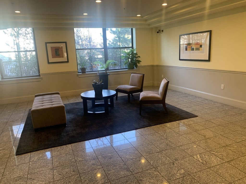 110 Cypress St #PH6, Brookline, MA Photo #3