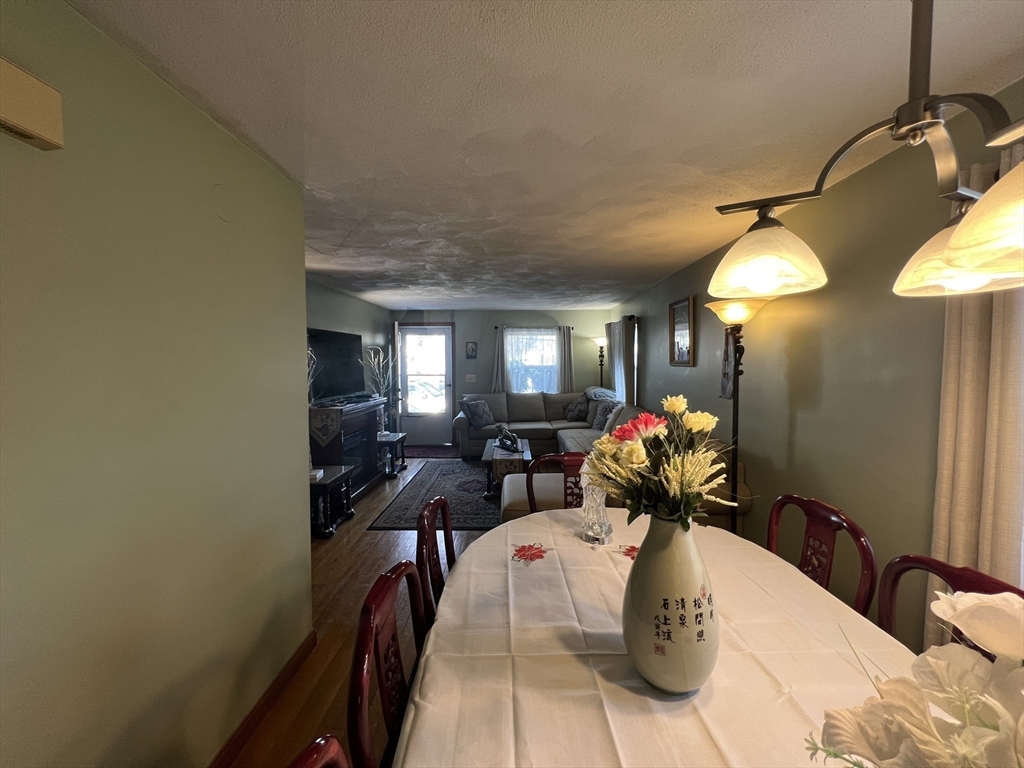 39 Plimpton Ave 39