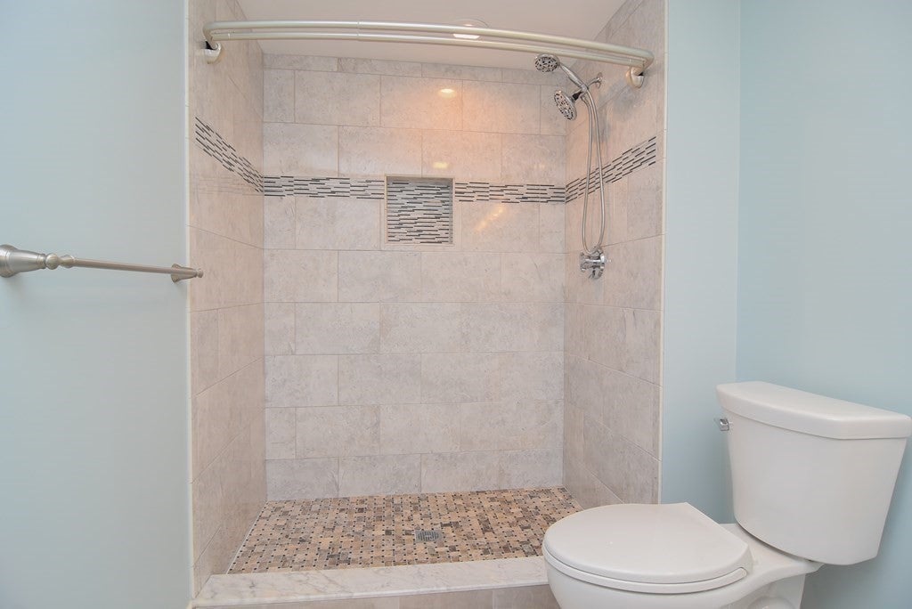 60 Lenox St #18, Norwood, MA, 60 Lenox St #18, Norwood, MA Photo #14