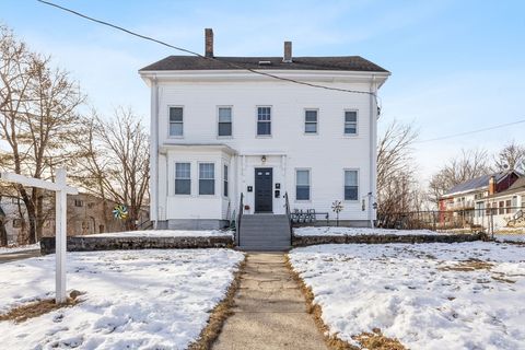 47 Hale St Bridgewater MA 02324