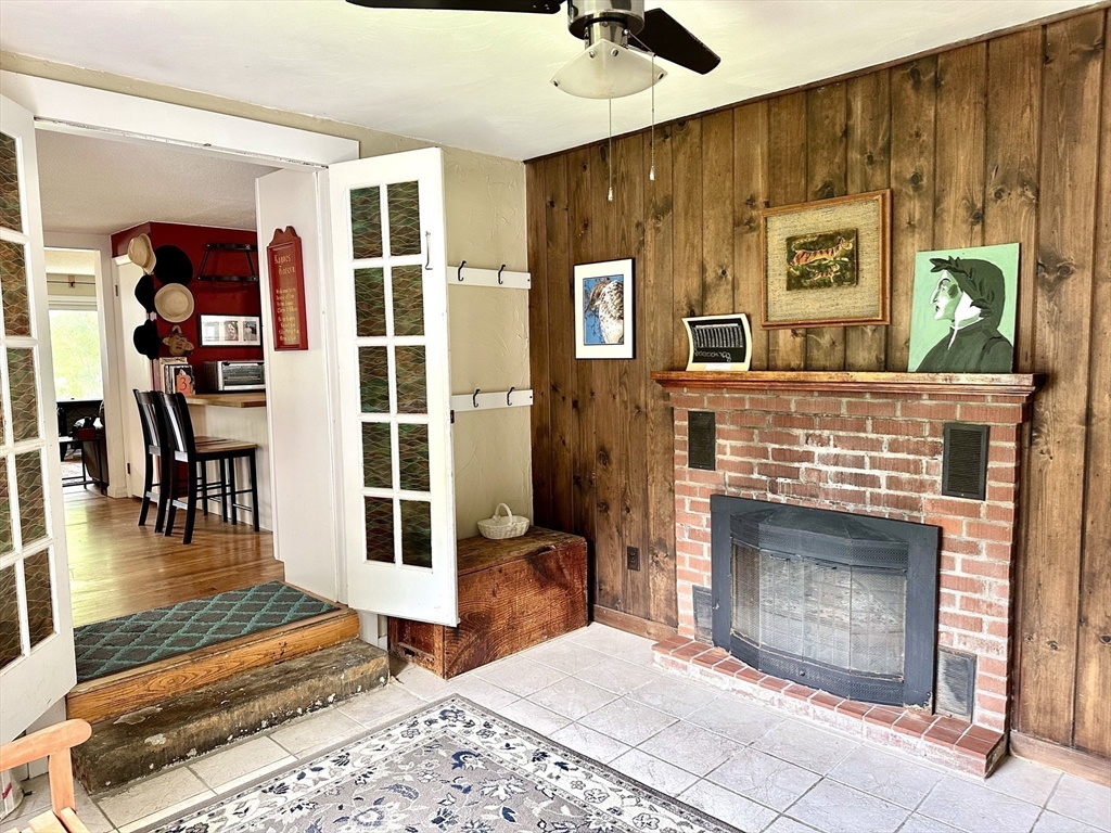 71 Forest Glen