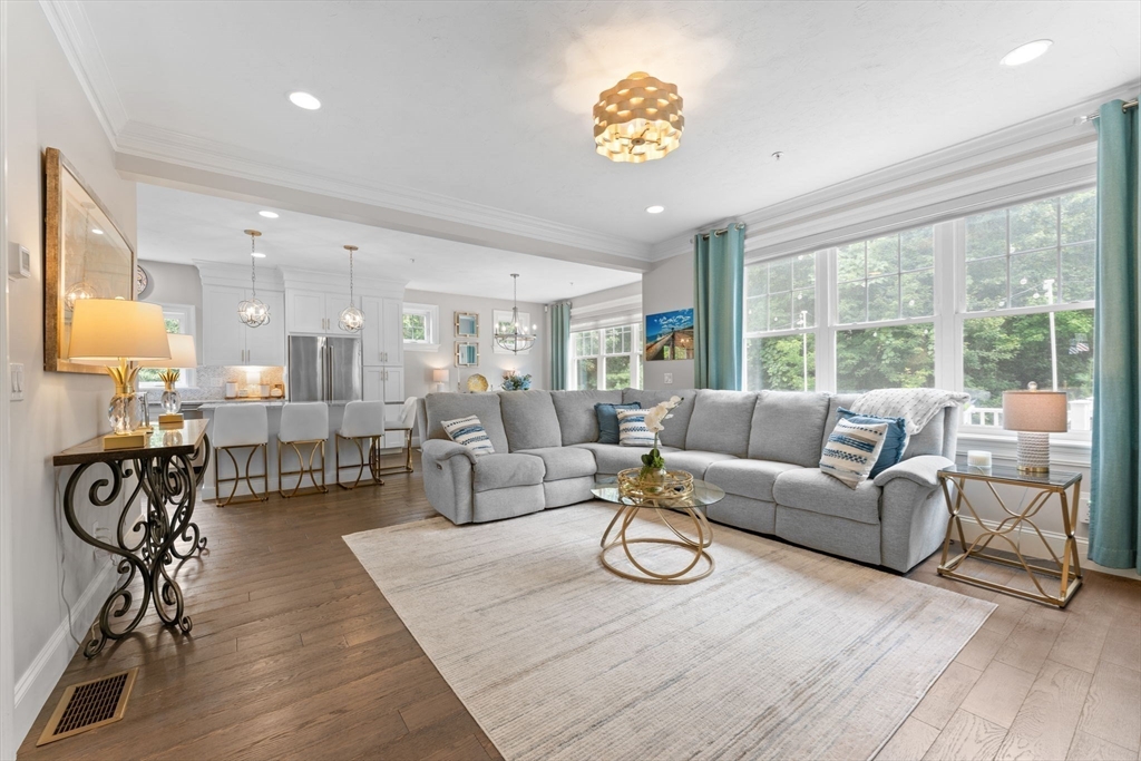 11 Riverstone Way 11