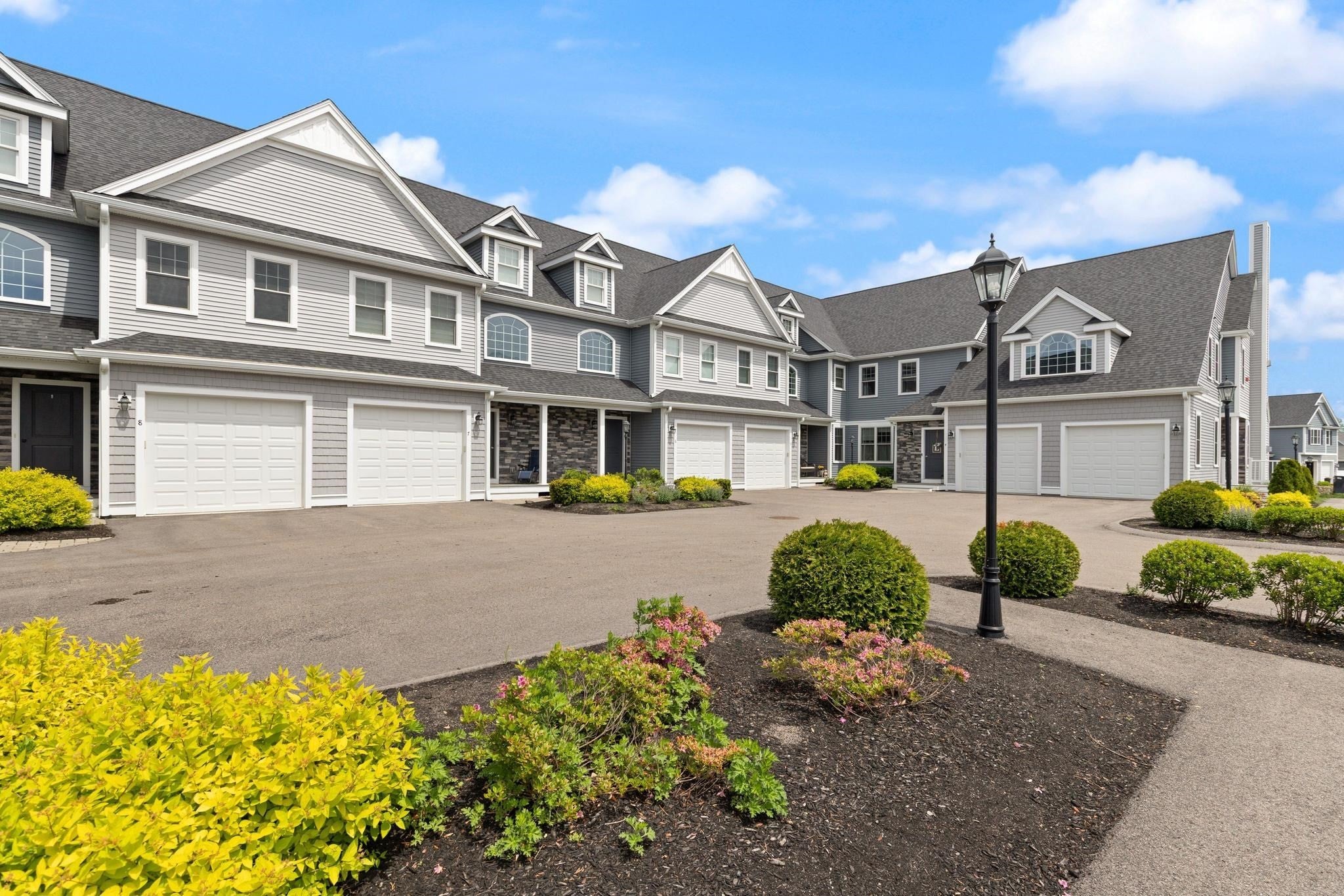 80 Lebaron Blvd 4
