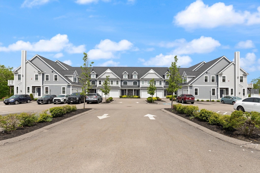 80 Lebaron Blvd 4