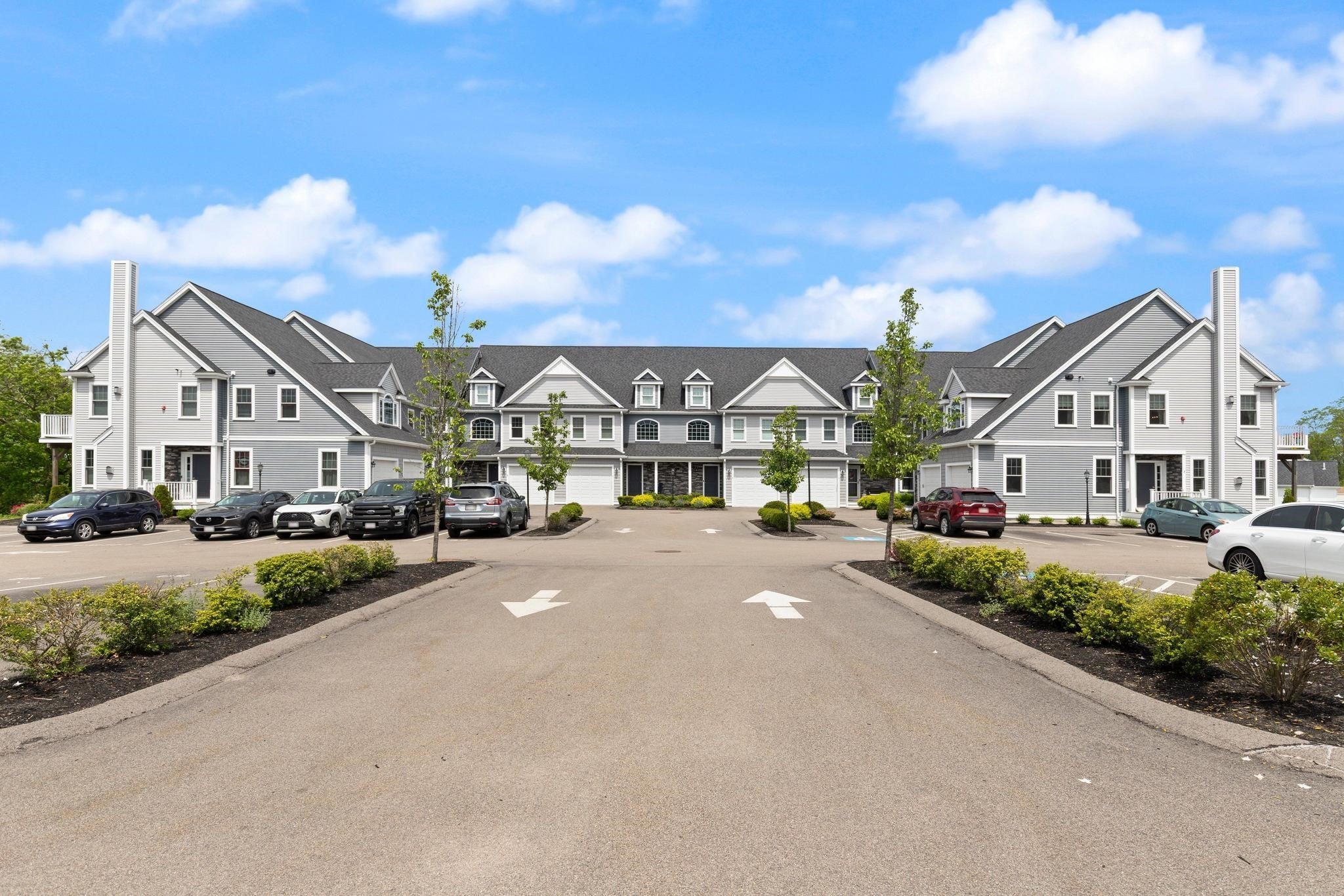 80 Lebaron Blvd 4