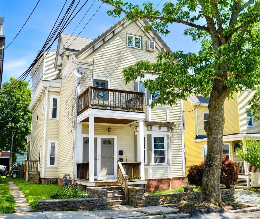 13 Howe St, Somerville, MA, 13 Howe St, Somerville, MA Photo #1