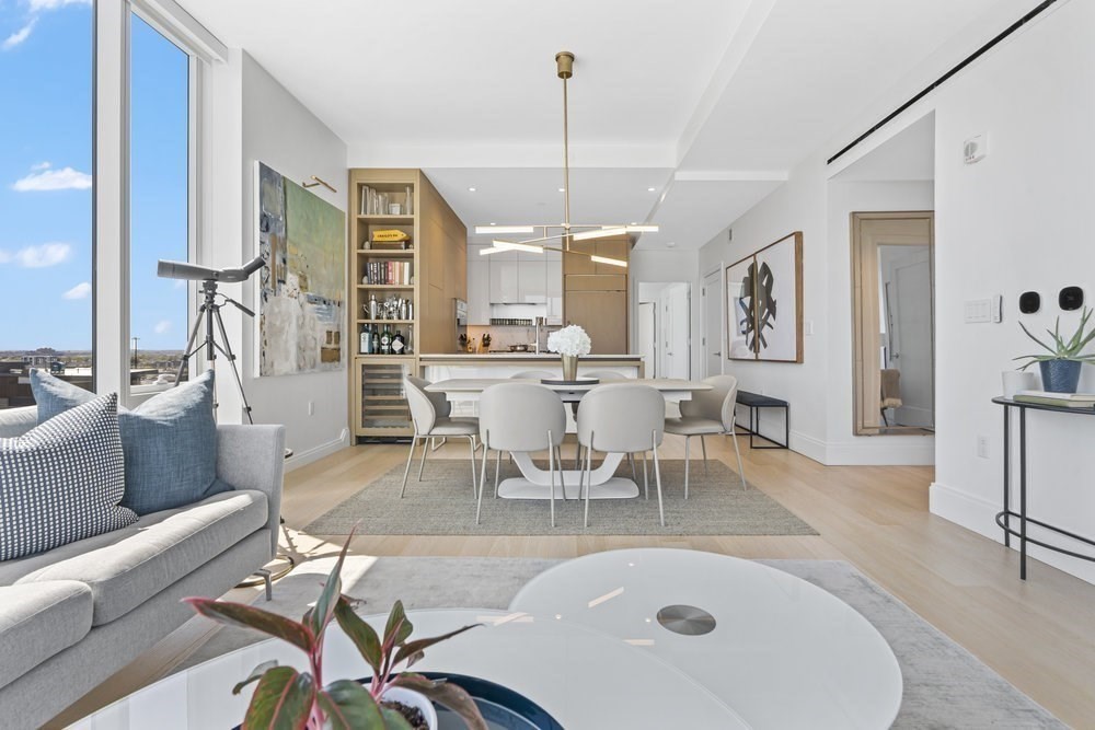 380 Harrison Ave PH-2K