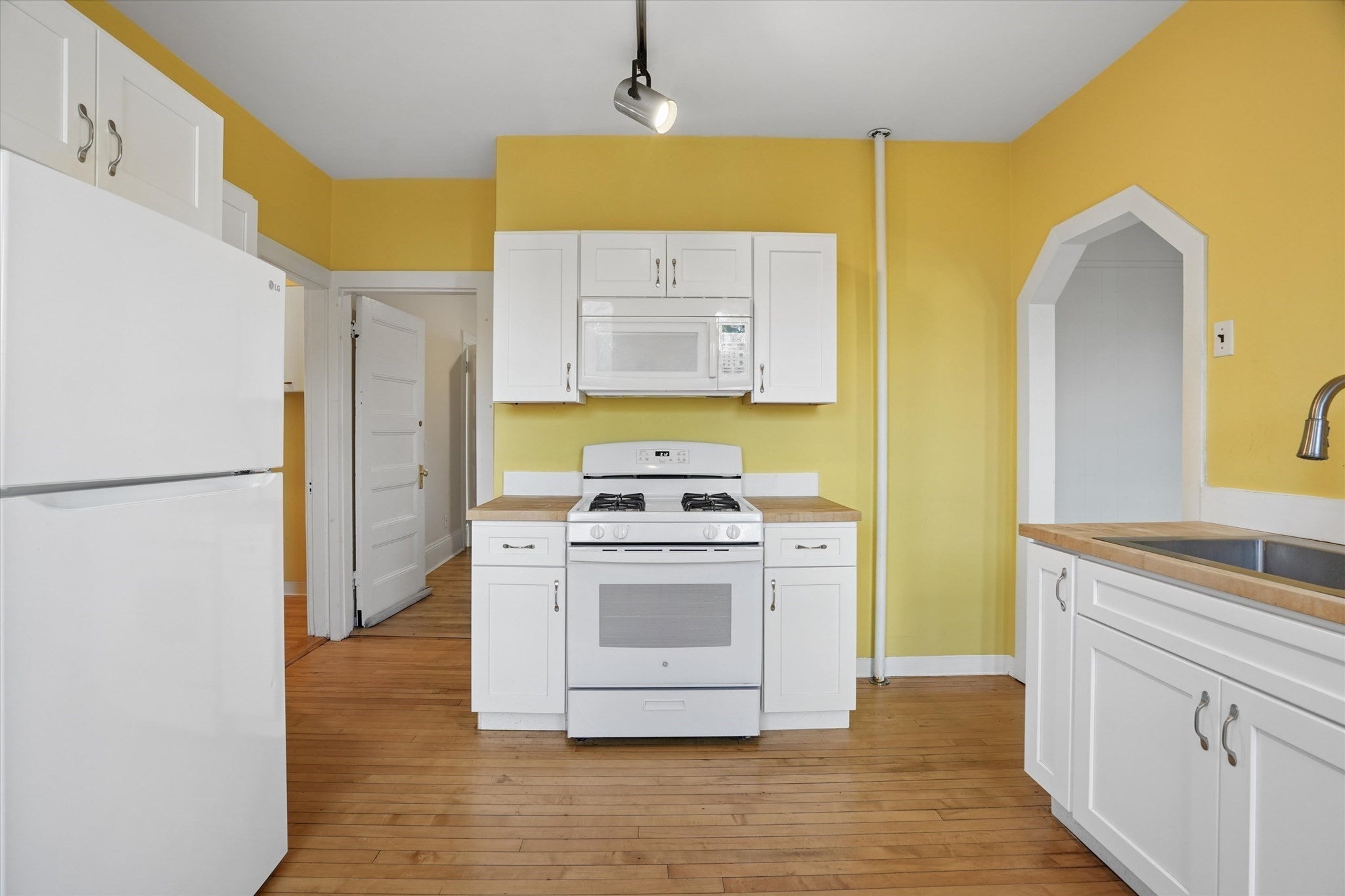 14 Glenwood Avenue #2, Cambridge, MA, 14 Glenwood Avenue #2, Cambridge, MA Photo #8