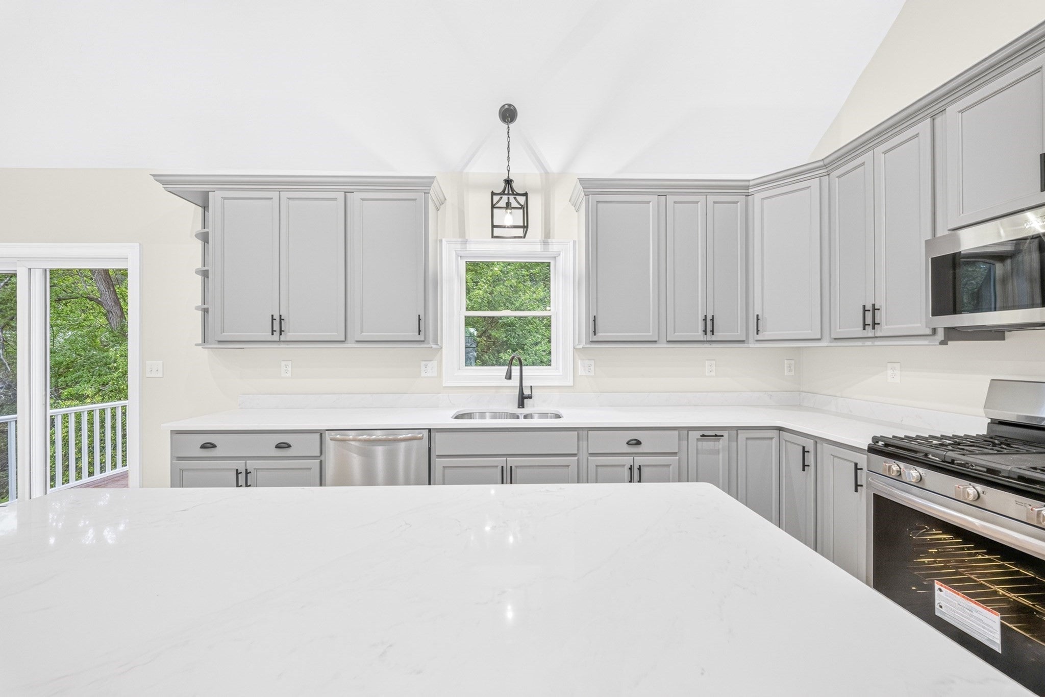 6 Mchugh Ave #6, Billerica, MA Photo #6