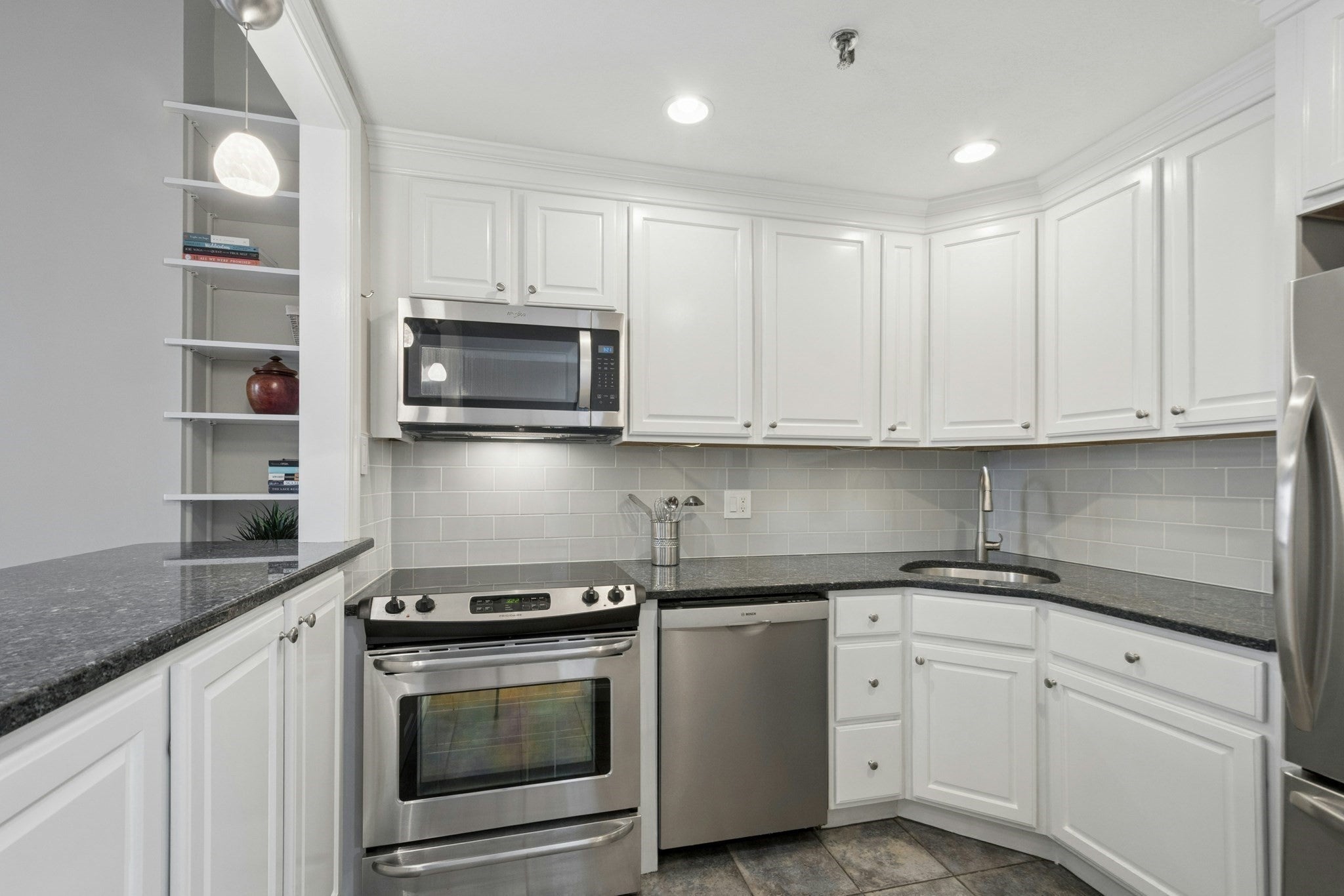 130 Pembroke St #2, Boston, MA, 130 Pembroke St #2, Boston, MA Photo #7
