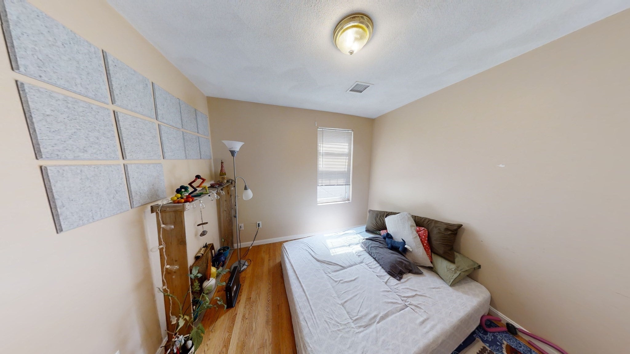 52 Brooks Street 2