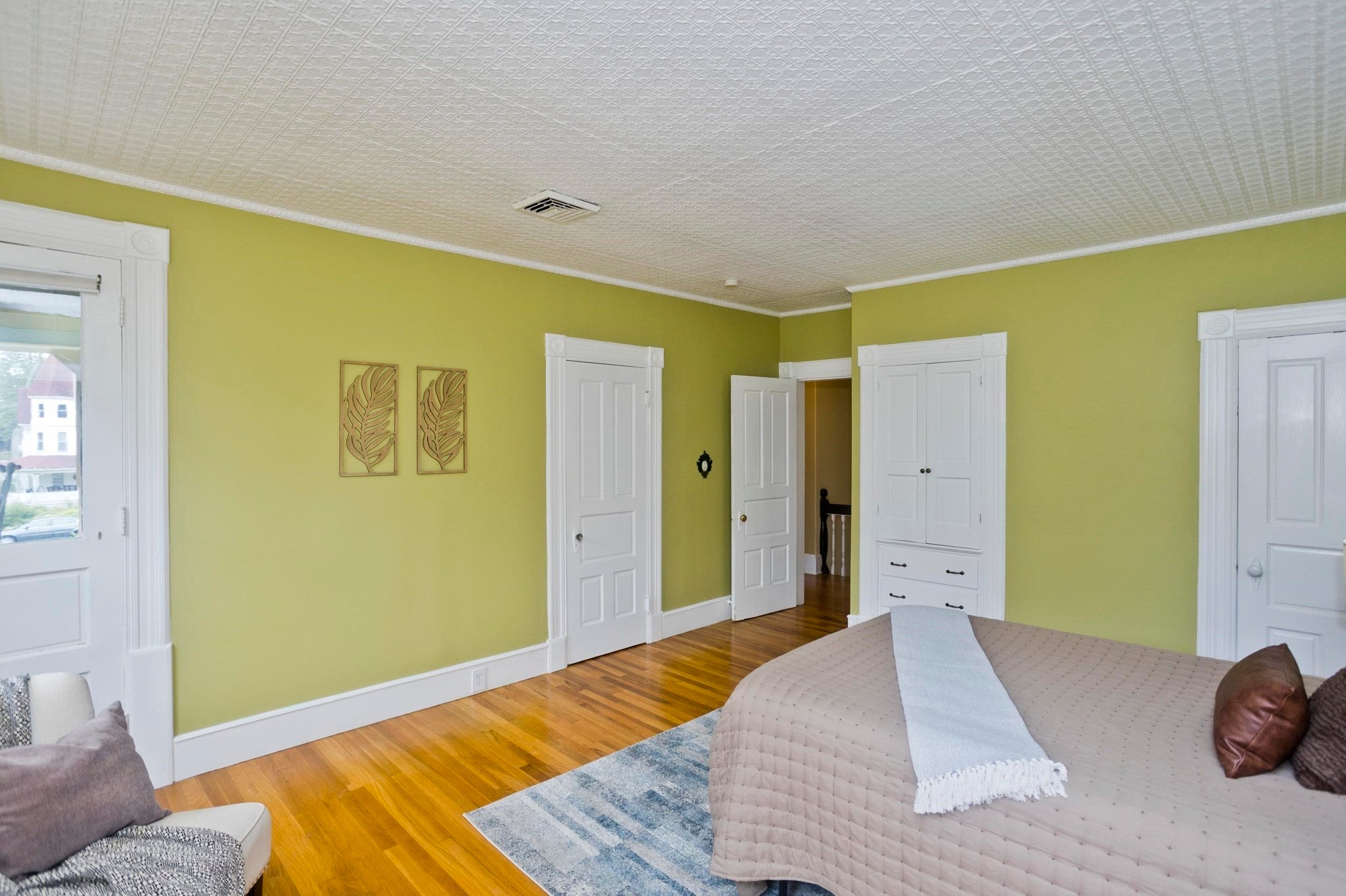 40 Fairfield Ave, Holyoke, MA Photo #34