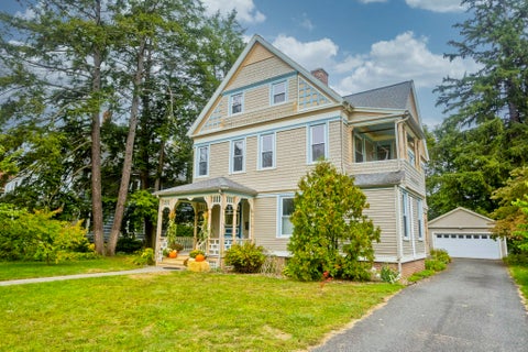 Photo of 40 Fairfield Ave, Holyoke, MA 01040 (MLS # 73588084)