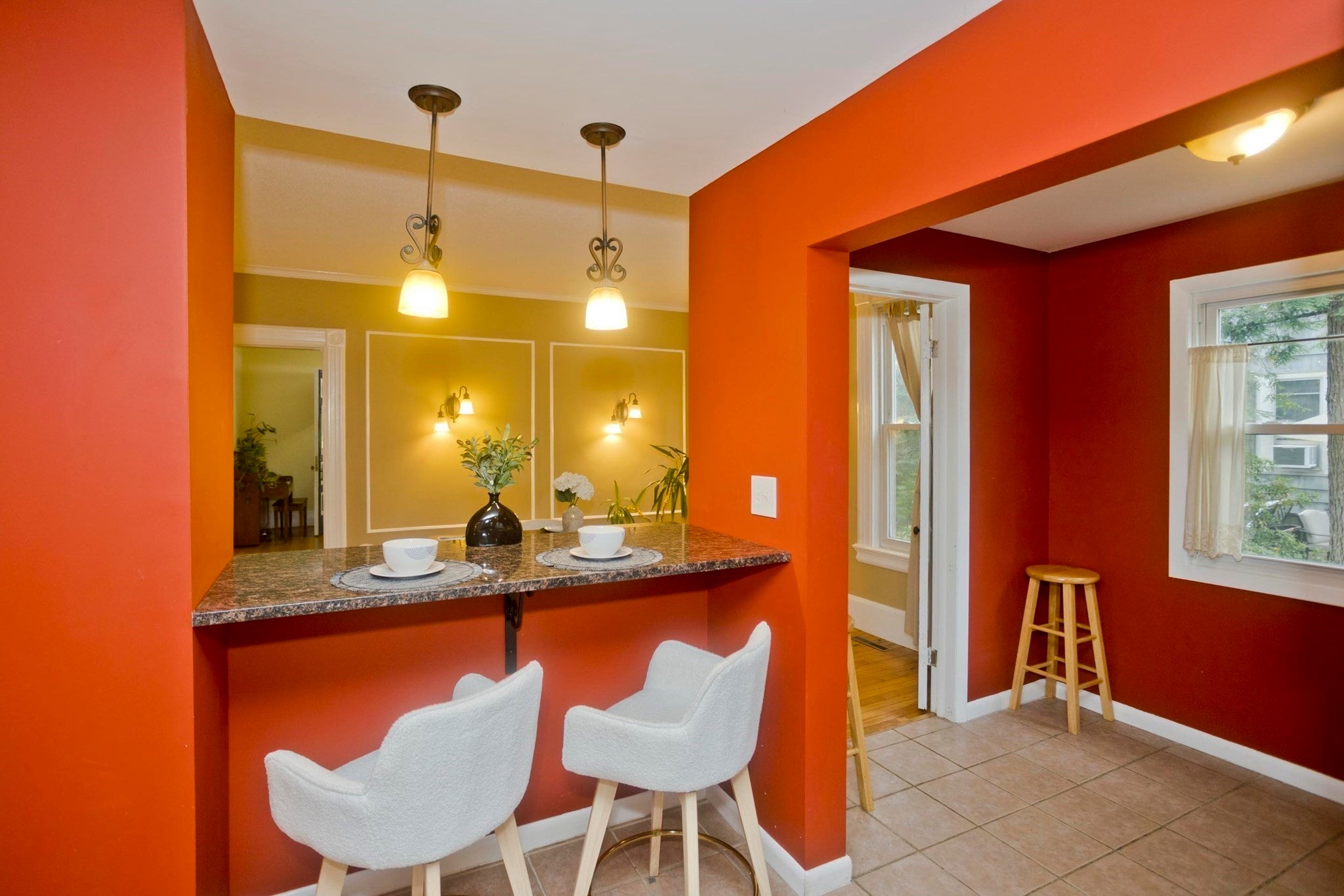 40 Fairfield Ave, Holyoke, MA Photo #18