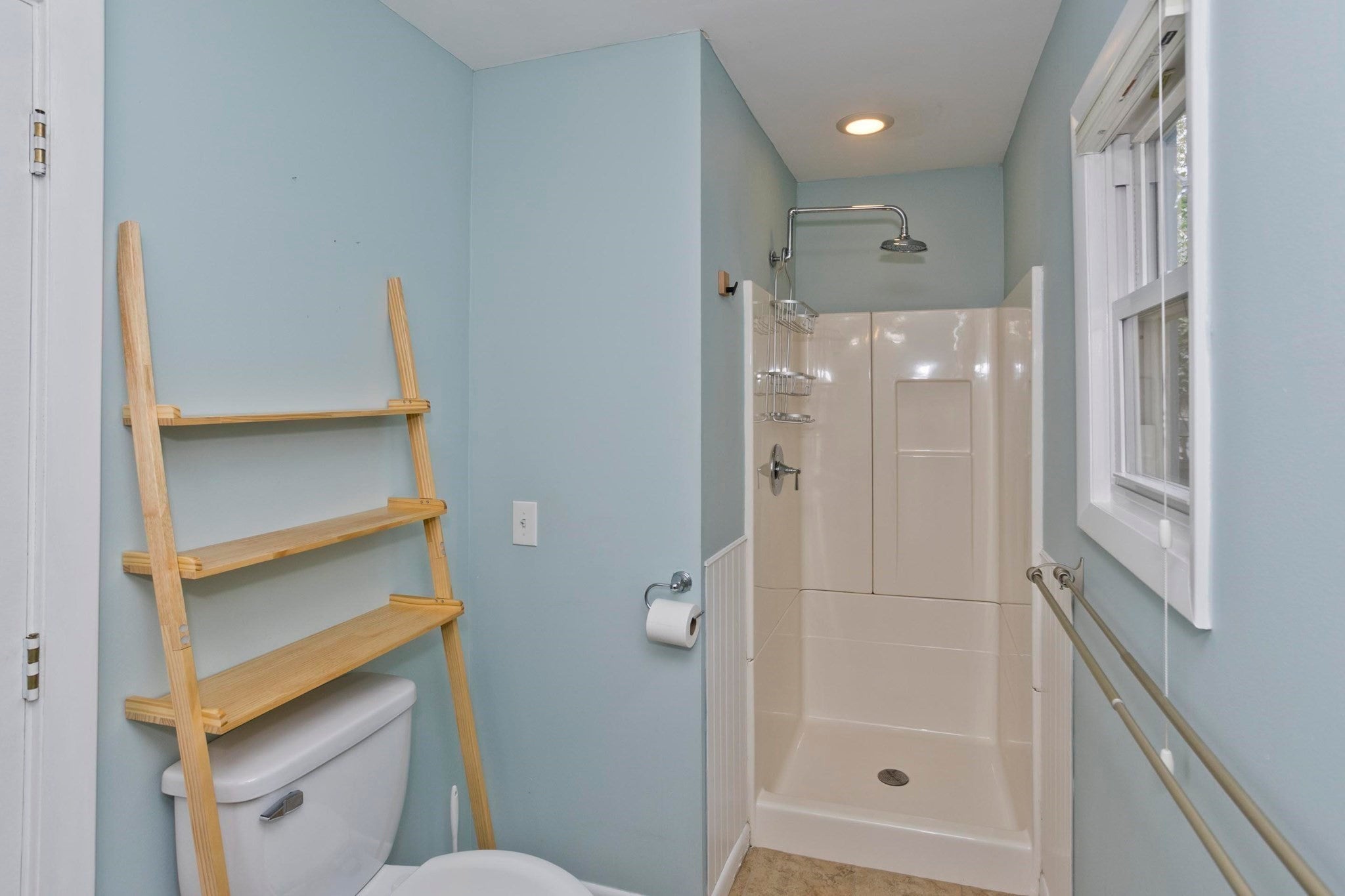 40 Fairfield Ave, Holyoke, MA Photo #29