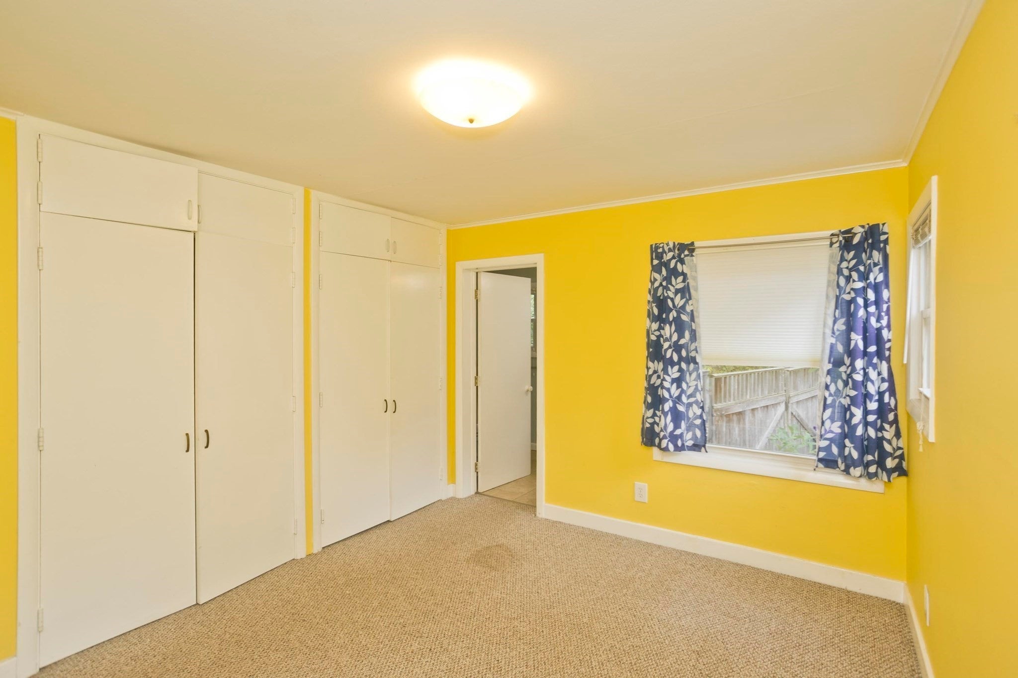 40 Fairfield Ave, Holyoke, MA Photo #26