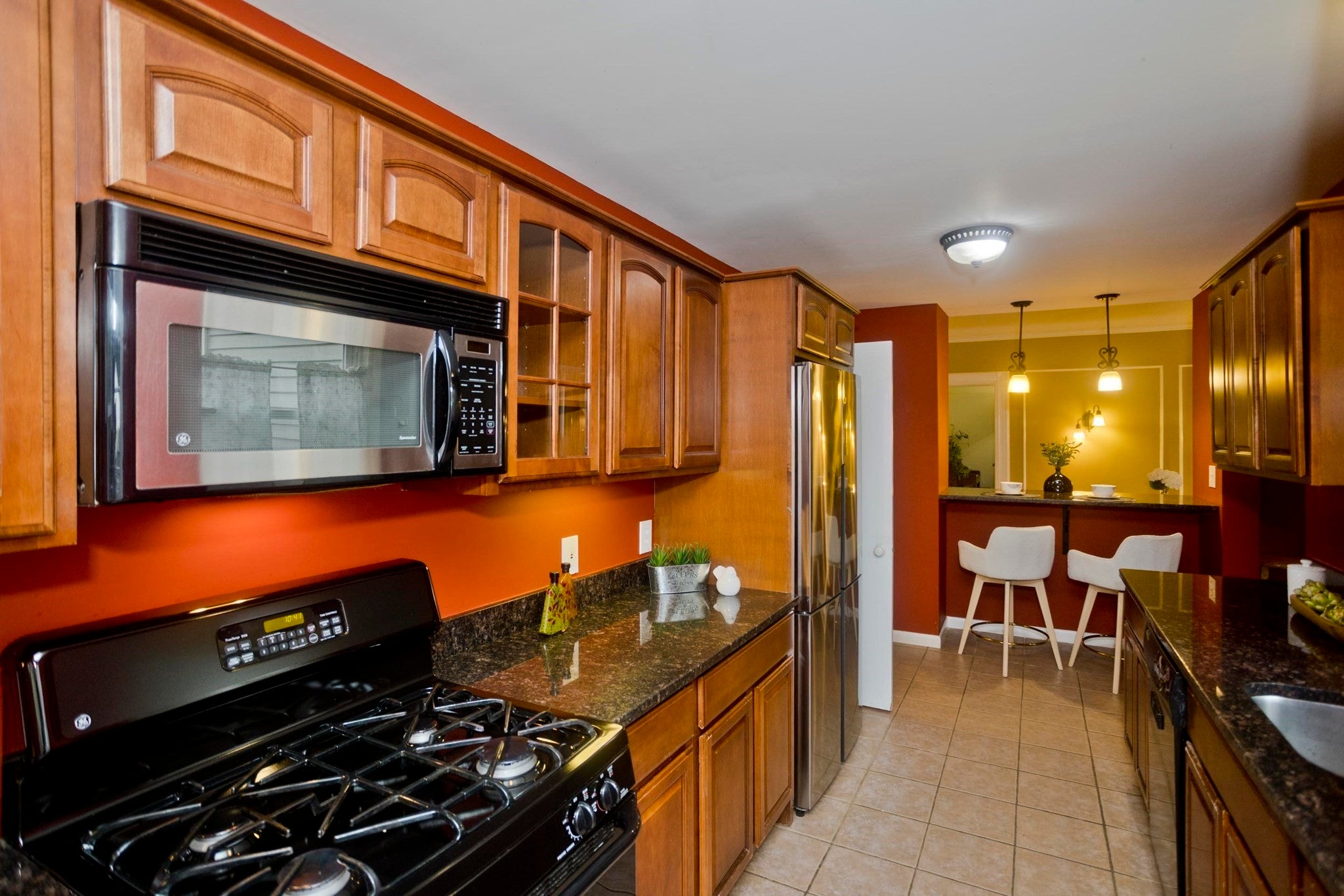 40 Fairfield Ave, Holyoke, MA Photo #21