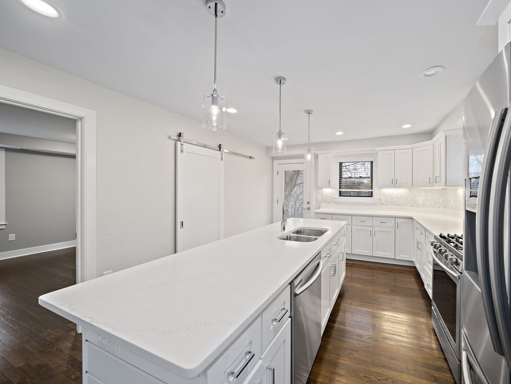 37 Bay State Road 37