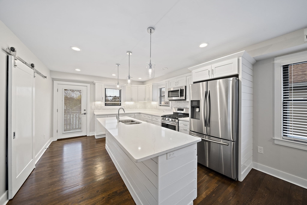 37 Bay State Road 37