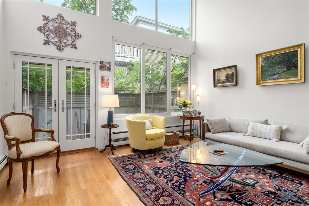 15 Ellery Square