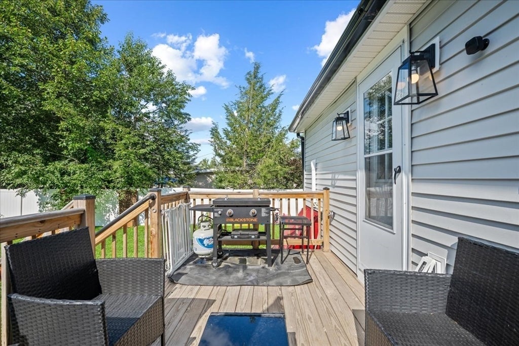 18 Kirby Ave, Lunenburg, MA, 18 Kirby Ave, Lunenburg, MA Photo #30