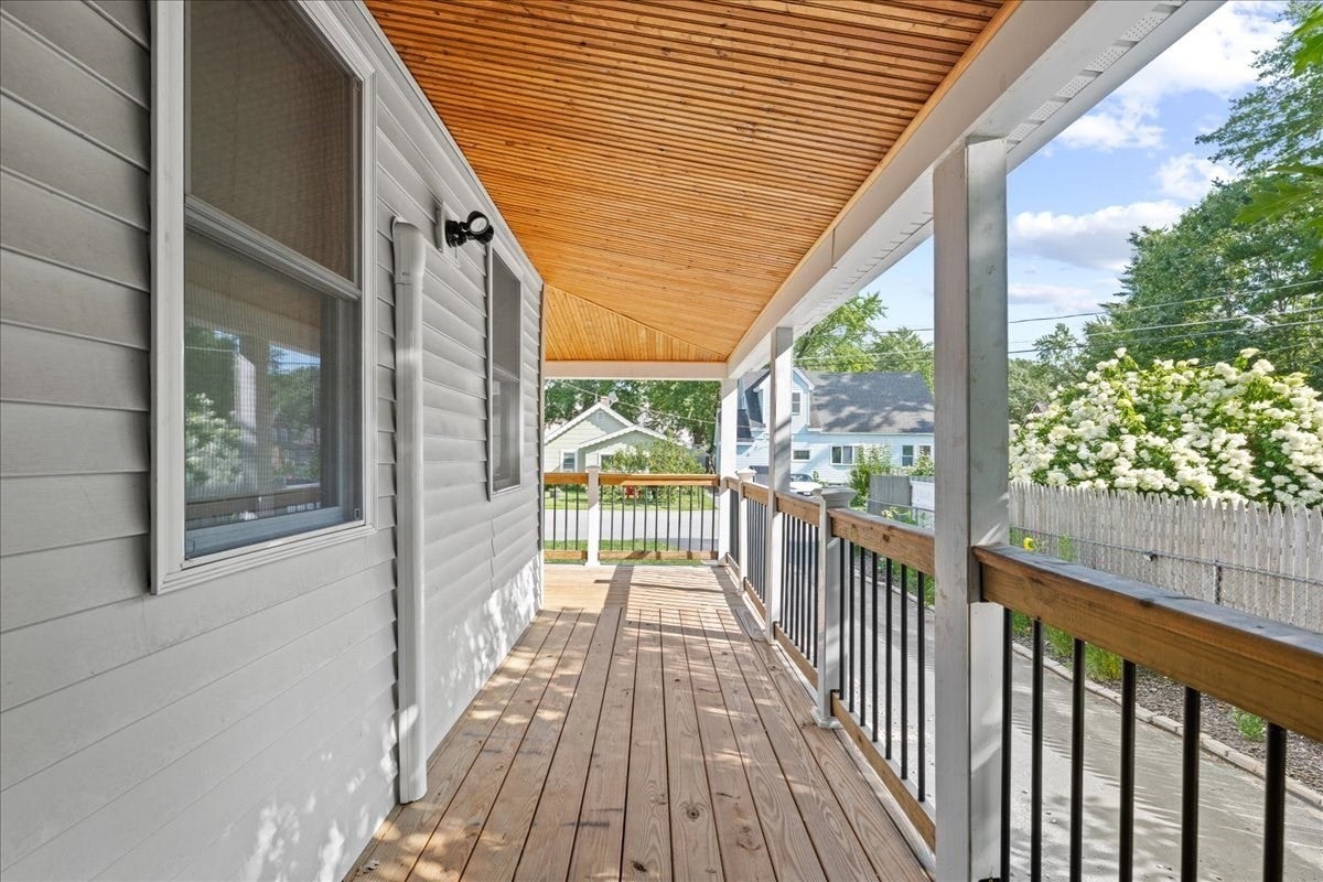 18 Kirby Ave