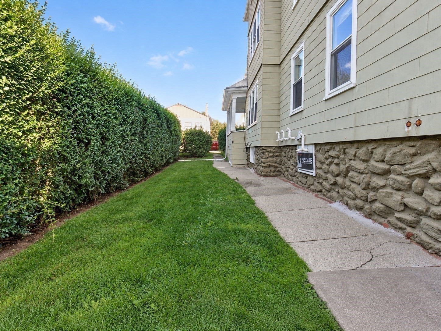 320 Hamilton St, Worcester, MA Photo #3