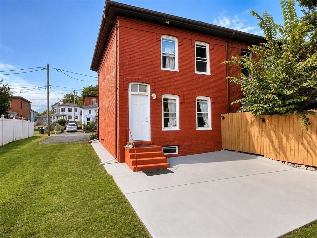 29 River Street, Warren, MA Photo #20