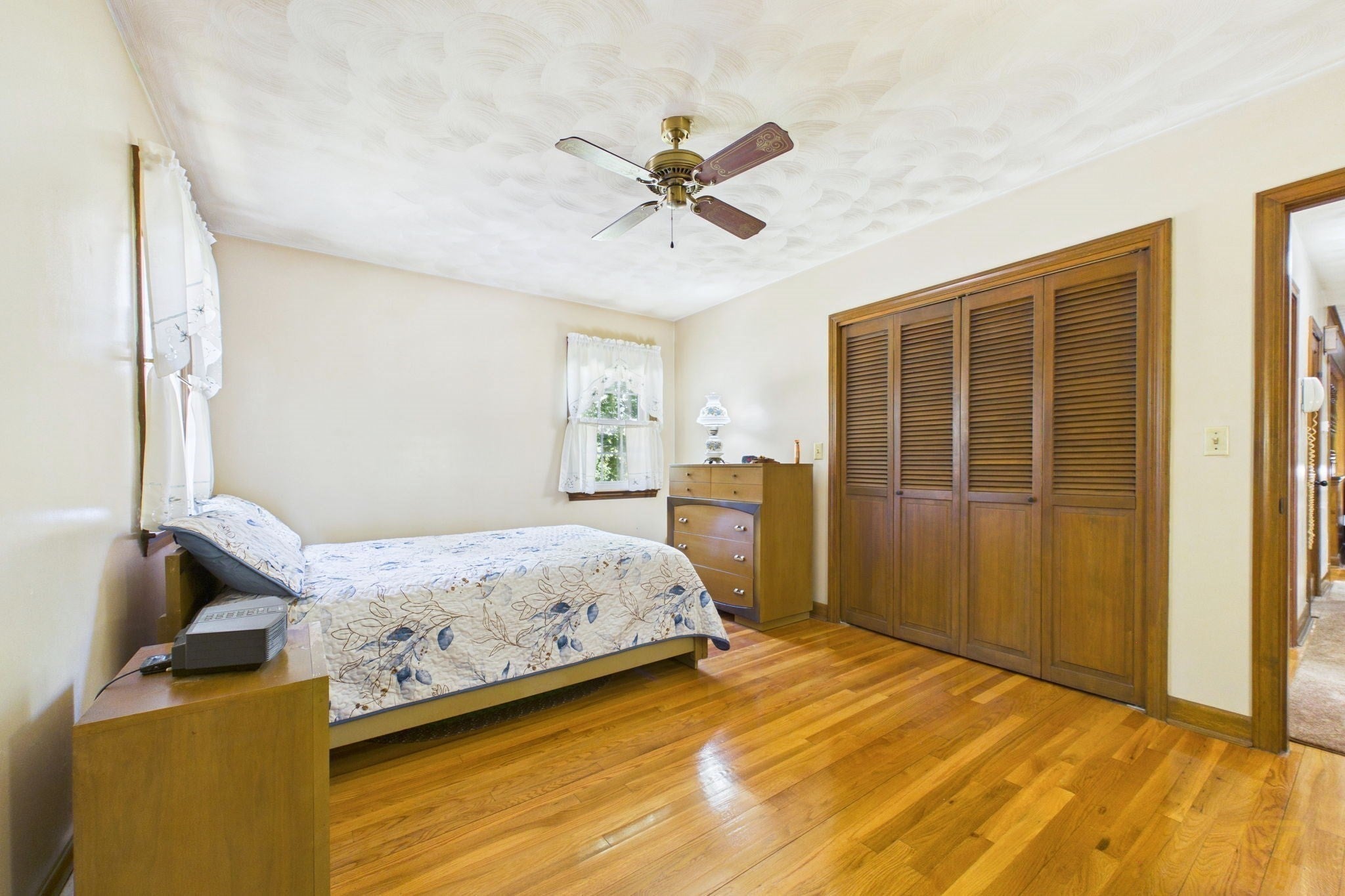 1541 N Hixville Rd, Dartmouth, MA, 1541 N Hixville Rd, Dartmouth, MA Photo #14