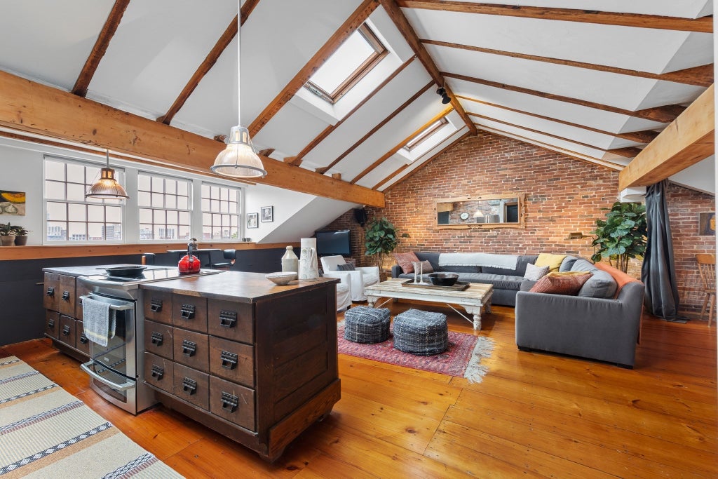 Photo of 1-3 Chestnut ST #5B, Boston, MA 02108 (MLS # 73573109)