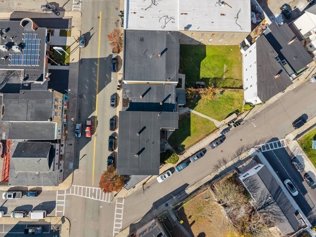 1498-1508 Pleasant Street