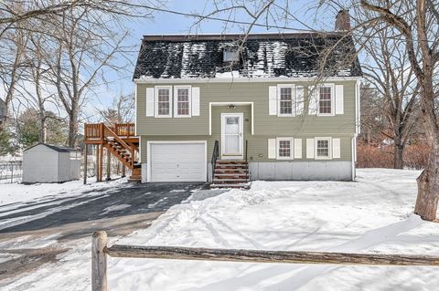 Photo of 50 Glenwood Road, Tewksbury, MA 01876 (MLS # 73471715)