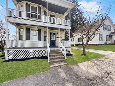 Photo of 21 Falmouth St, Worcester, MA 01607 (MLS # 73503193)