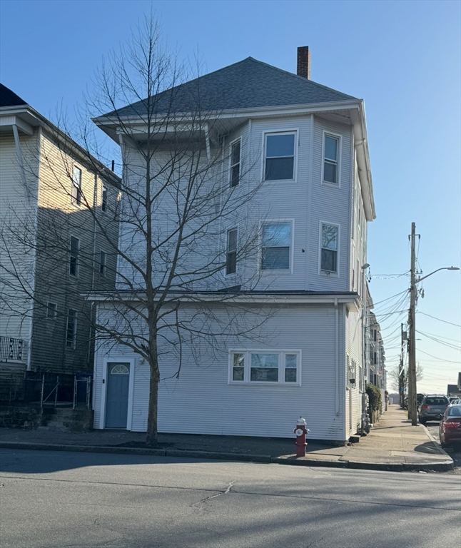 717-719 Brock Ave