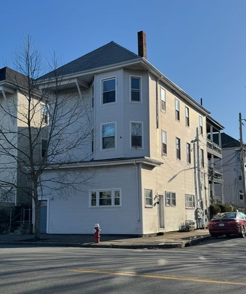 717-719 Brock Ave New Bedford MA 02744