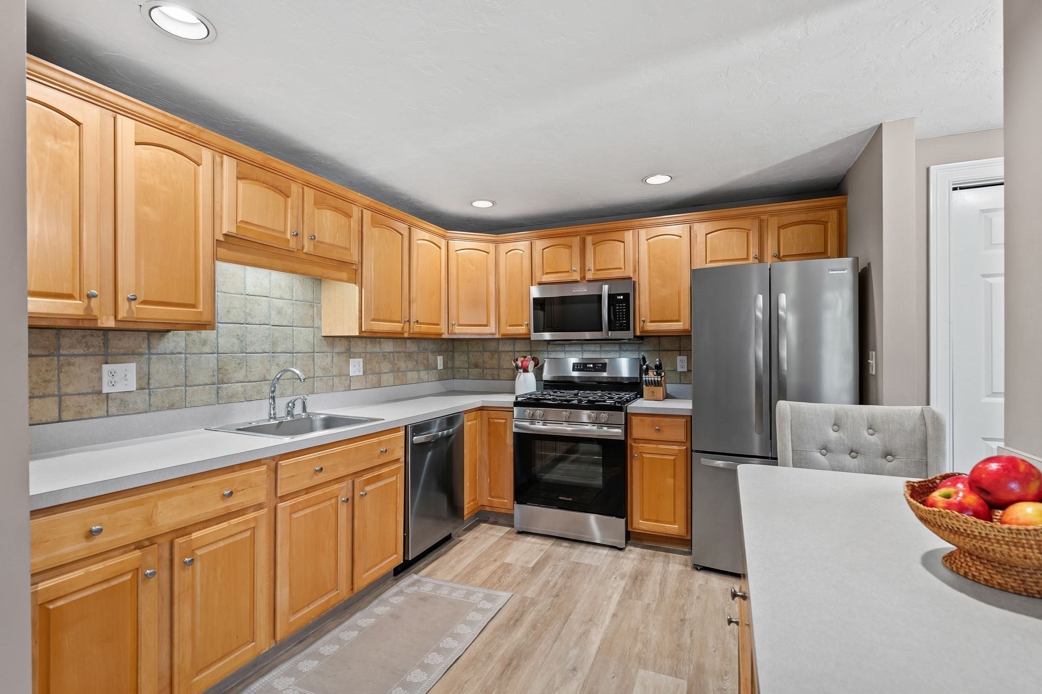 864 Brockton Ave #864, Abington, MA, 864 Brockton Ave #864, Abington, MA Photo #12