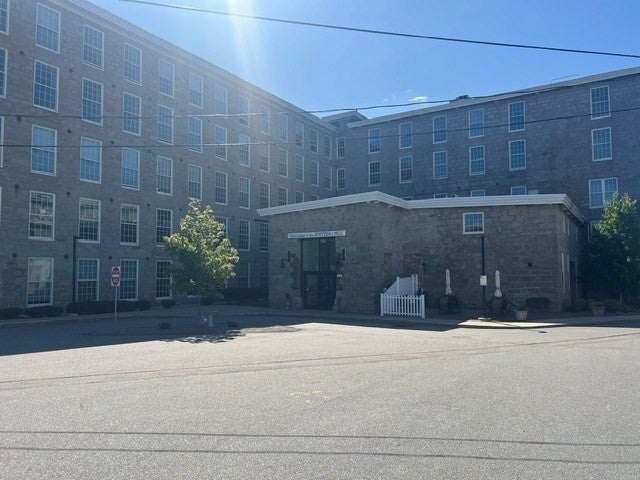 65 Alden St