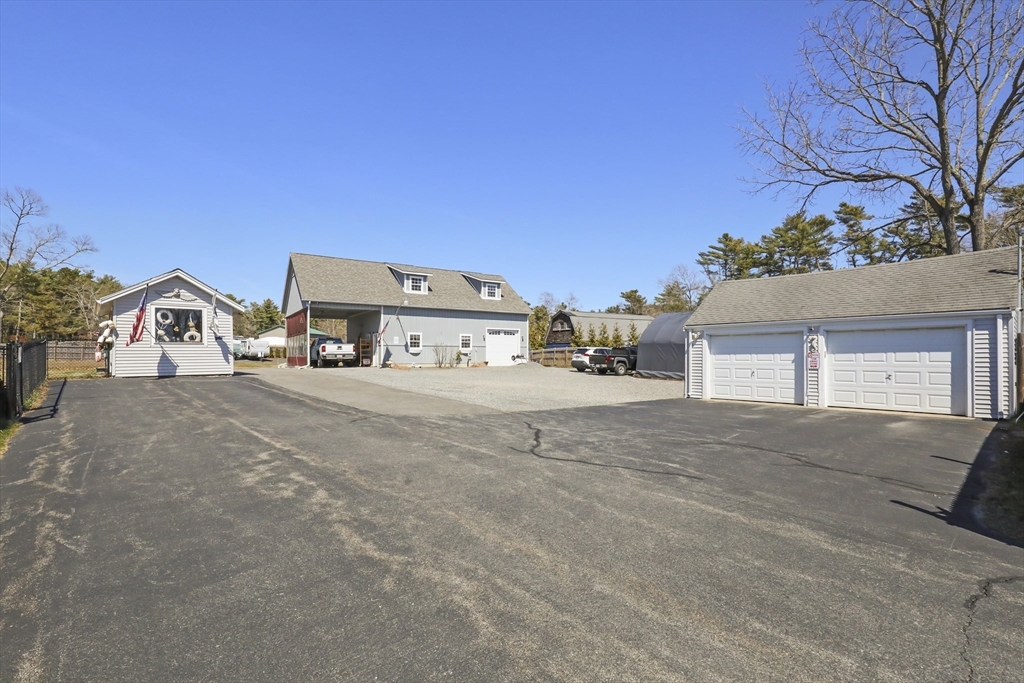2614 Cranberry Hwy